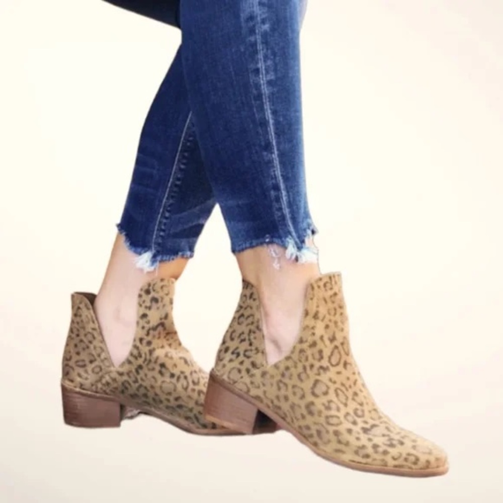 Coconuts by Matisse Pronto Panther Ankle Boots